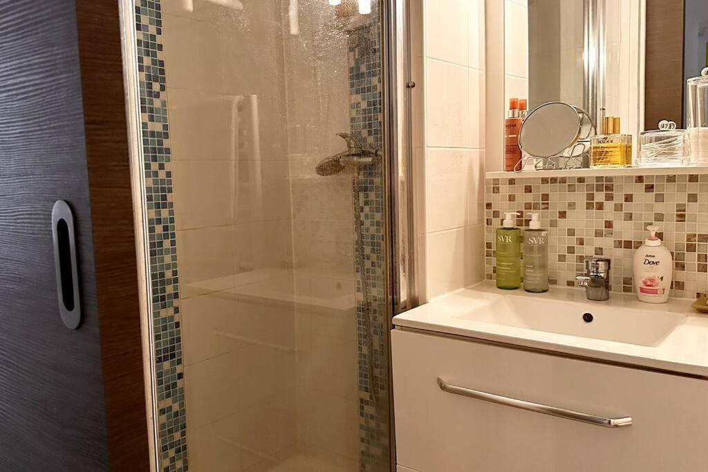 شقة Studio Cozy Pour 2 Personnes Paris Bercy المظهر الخارجي الصورة